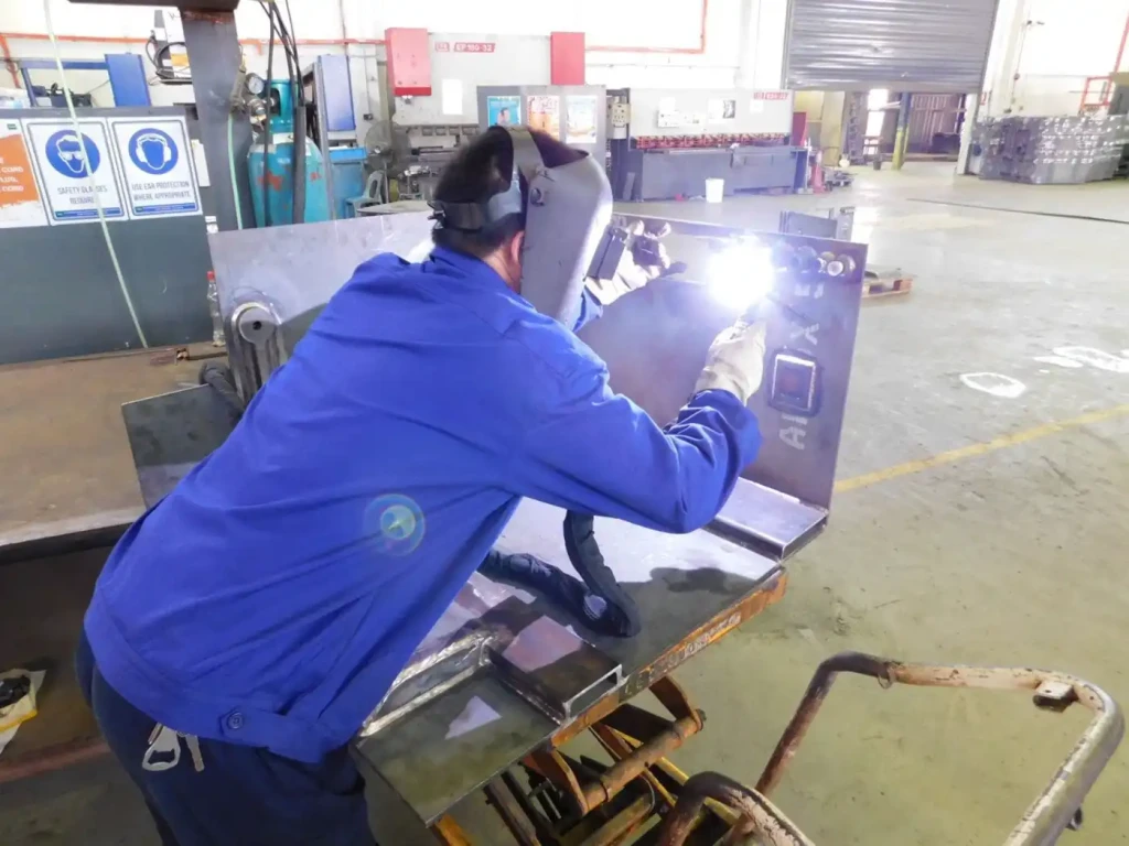 Field international solutions 06